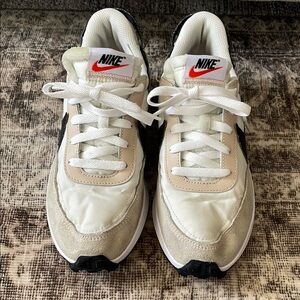 Nike Waffle Sneakers